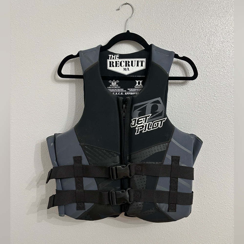JetPilot Wakeboard Vest Men's Medium/Large